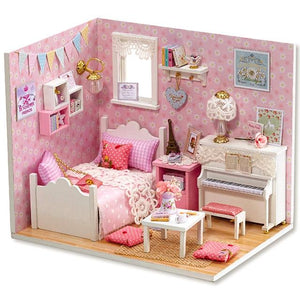 3D Wooden Doll House