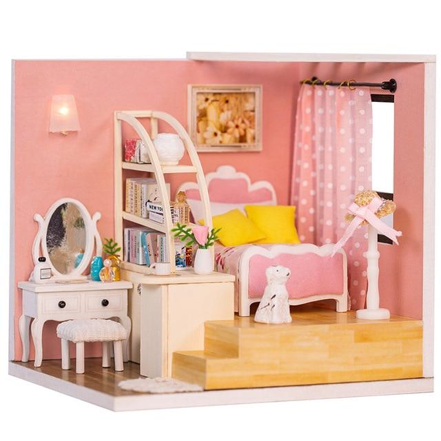 3D Wooden Doll House